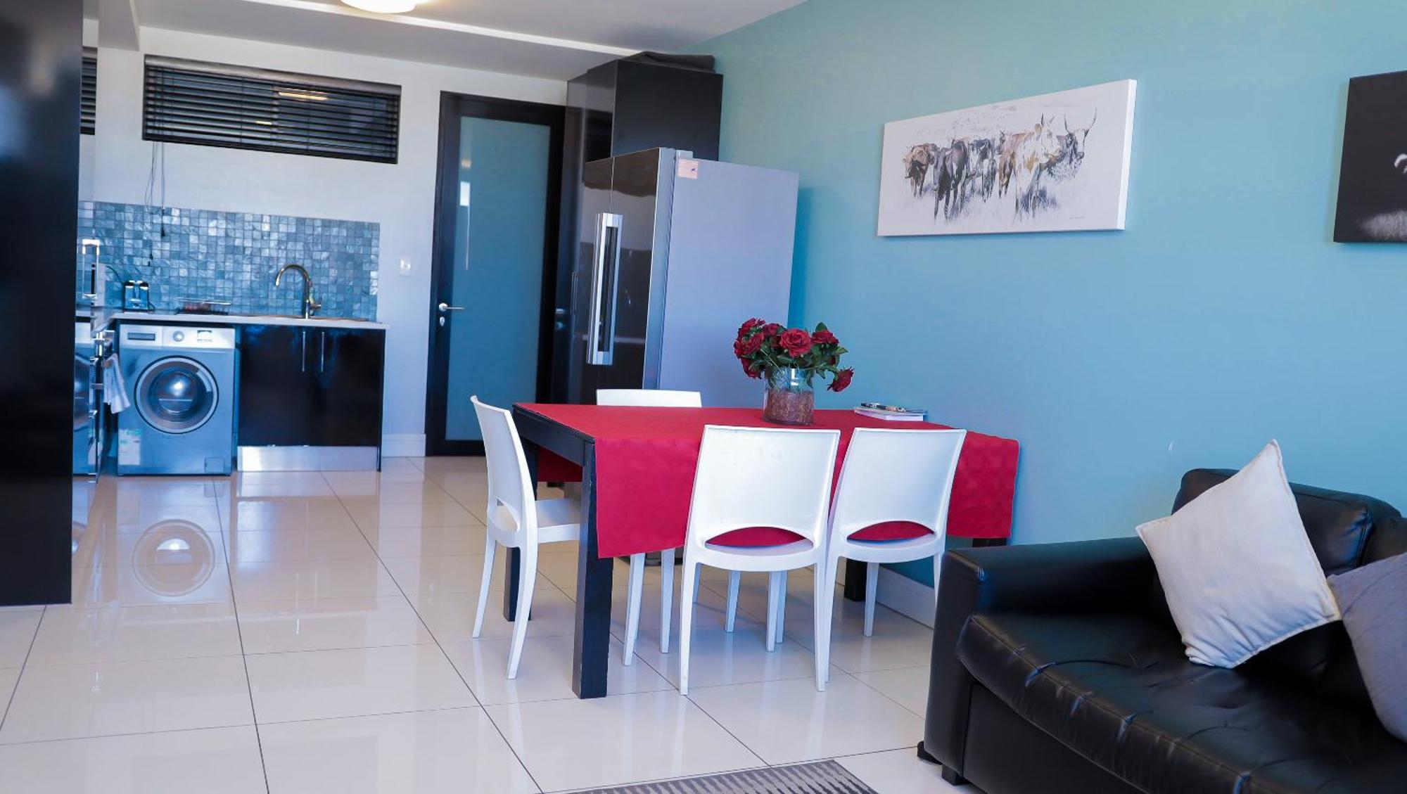 77 On Independence Apartments Windhoek Exteriör bild